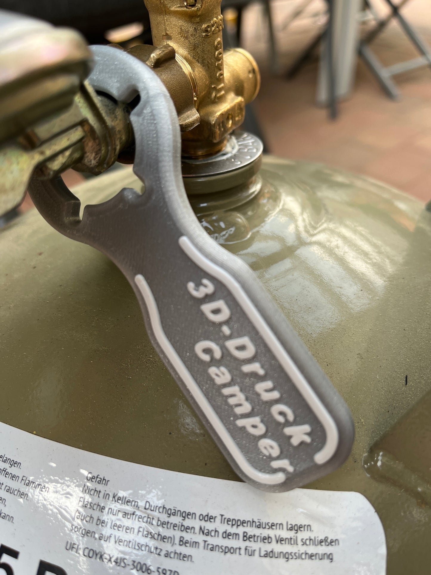 Gasflaschenschlüssel geschlossen, Schlüssel für Gasflasche in geschlossener Form, Gasflaschenschlüssel zum Überziehen